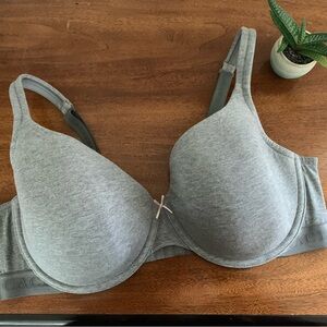 Gray Women's Lightly Lined T-Shirt Bra